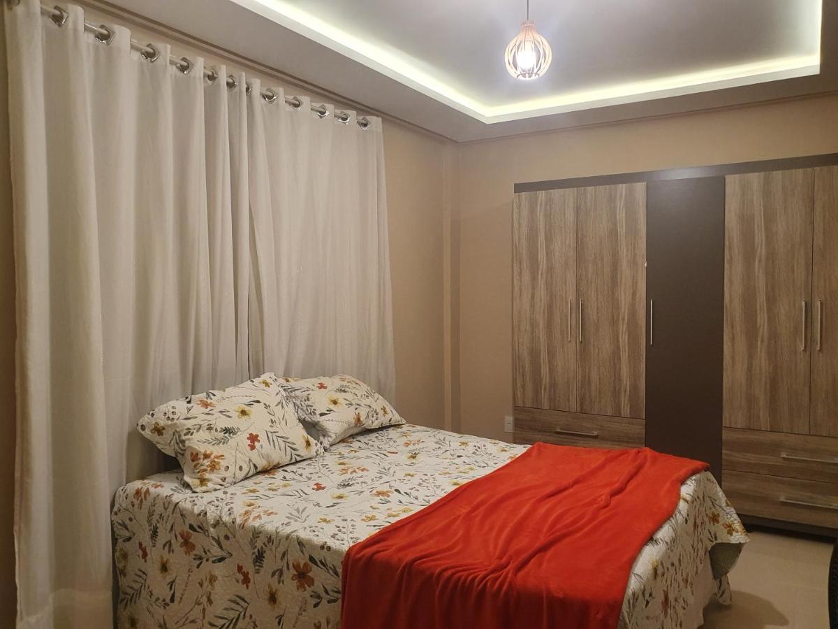 Chale De Campo Em Condominio Fechado 巴纳内拉斯 外观 照片
