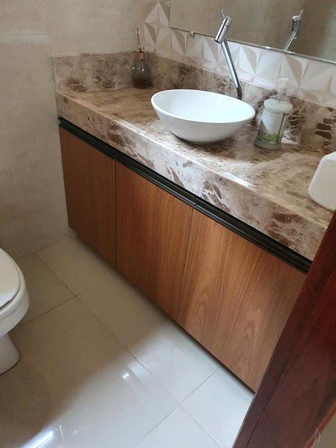 Chale De Campo Em Condominio Fechado 巴纳内拉斯 外观 照片